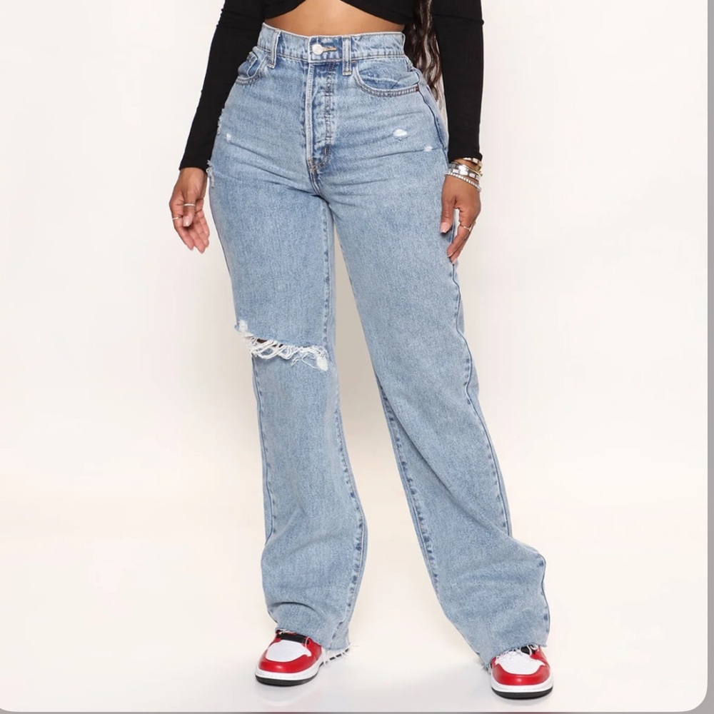 Topanga 90's Ripped Straight Leg Jeans - Medium Wash